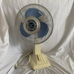 Sanyo Superior EF709 Fan 2 Speed Blue Blade Table Desk Oscillating Fan VTG Works